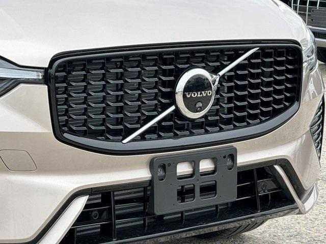 new 2025 Volvo XC60 Plug-In Hybrid car, priced at $71,485