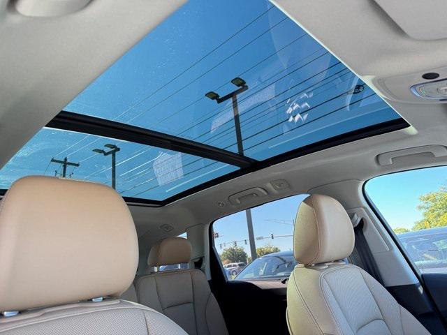 new 2026 Audi Q7 car, priced at $77,545