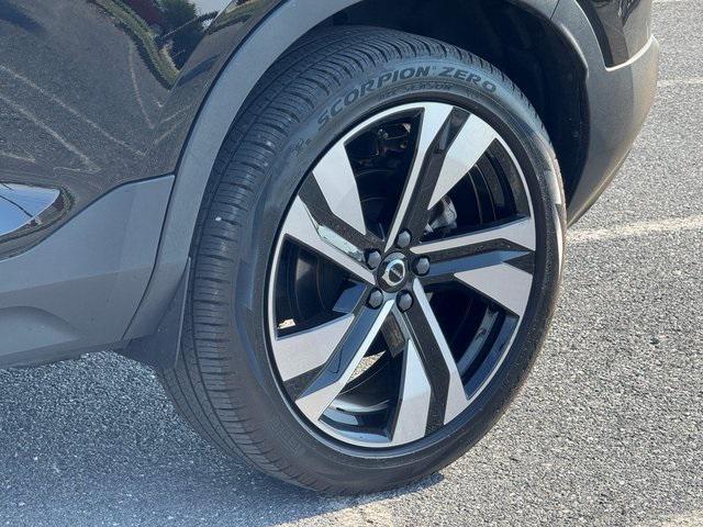 used 2023 Volvo XC40 car, priced at $28,707