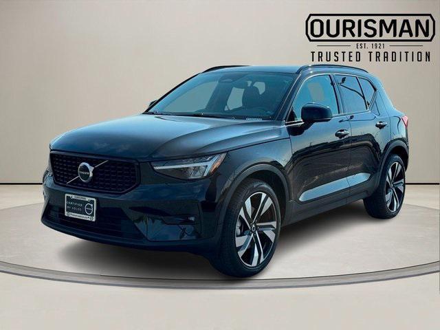 used 2023 Volvo XC40 car, priced at $28,707
