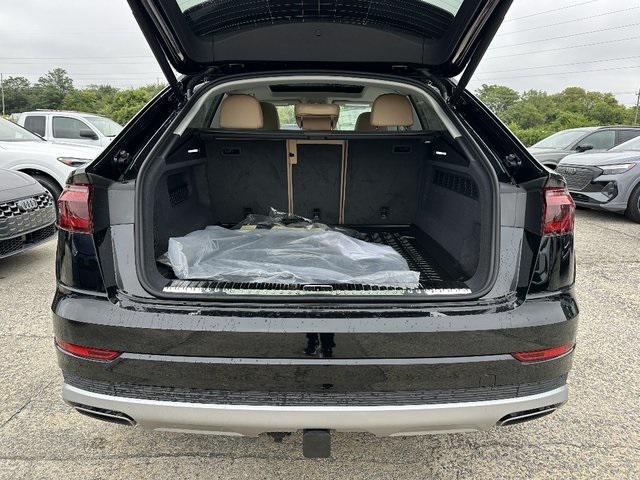 new 2025 Audi Q8 car, priced at $76,604