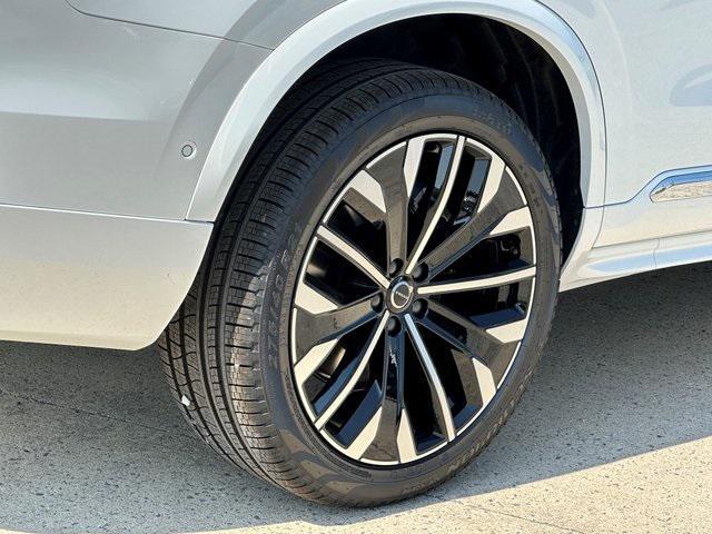 new 2026 Volvo XC90 Plug-In Hybrid car, priced at $81,875