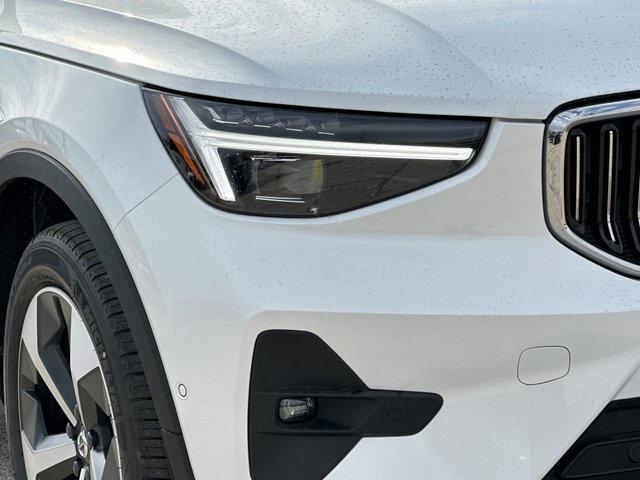 new 2025 Volvo XC40 car, priced at $48,335