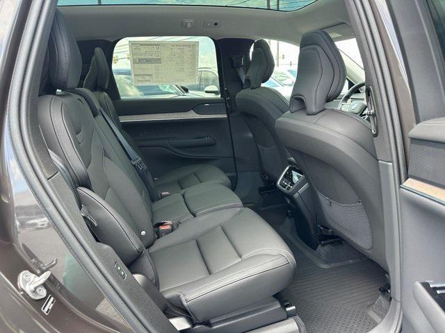 new 2025 Volvo EX90 car, priced at $82,850