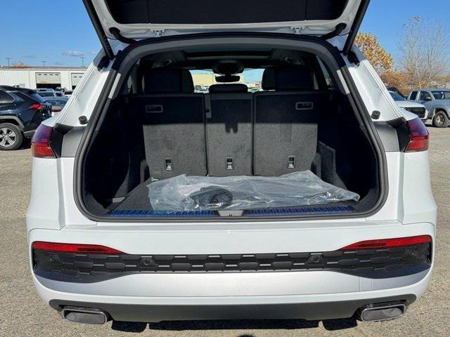 new 2025 Audi Q5 car, priced at $54,212