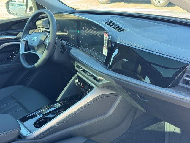 new 2025 Audi Q5 car, priced at $54,212