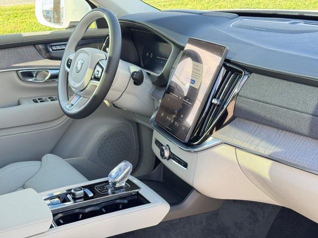 new 2026 Volvo XC90 car, priced at $75,155