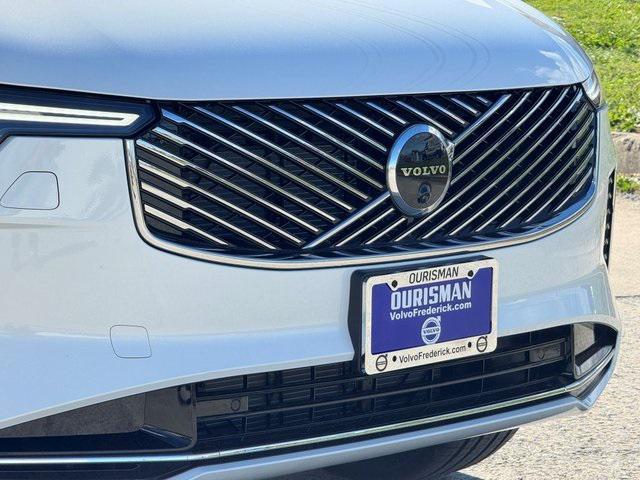 new 2026 Volvo XC90 car, priced at $75,155