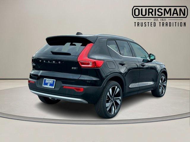 new 2025 Volvo XC40 car, priced at $49,790