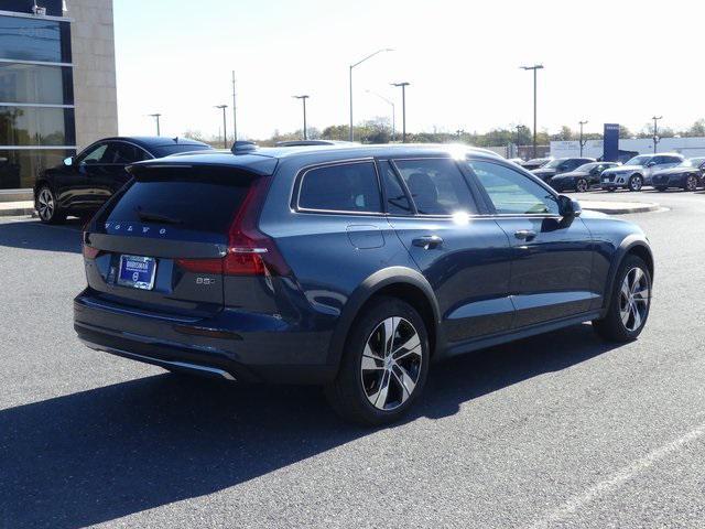 new 2025 Volvo V60 Cross Country car, priced at $53,510