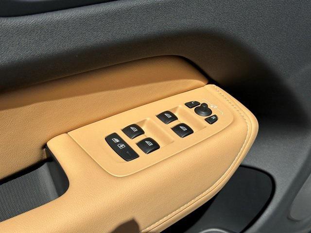 new 2025 Volvo XC60 Plug-In Hybrid car, priced at $70,695