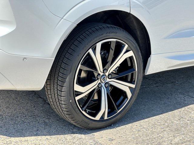 new 2025 Volvo XC60 Plug-In Hybrid car, priced at $70,695