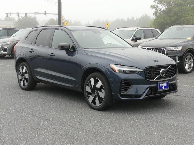 new 2025 Volvo XC60 Plug-In Hybrid car, priced at $66,235