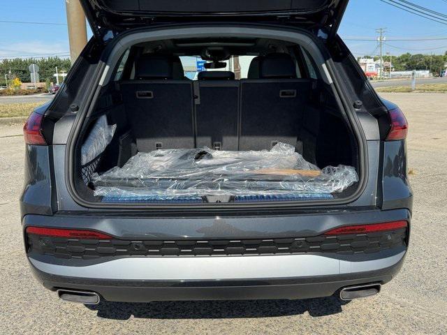 new 2025 Audi Q5 car, priced at $56,479