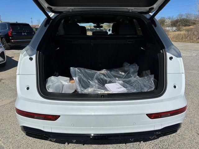 new 2025 Audi Q5 car, priced at $55,330