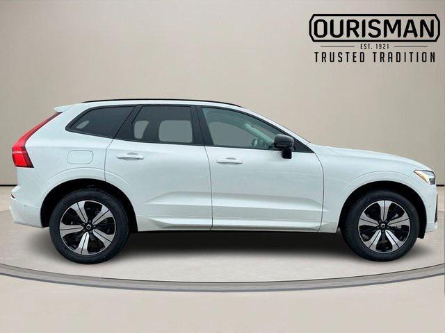 new 2025 Volvo XC60 Plug-In Hybrid car, priced at $65,435