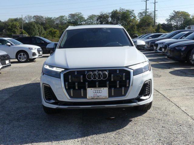 new 2025 Audi Q7 car, priced at $77,655