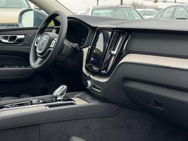 used 2022 Volvo XC60 car, priced at $33,974