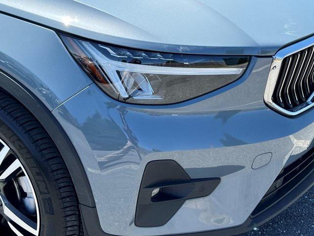 used 2023 Volvo XC40 car, priced at $36,361