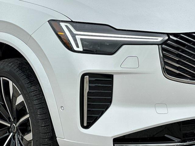 new 2025 Volvo XC90 car, priced at $69,155