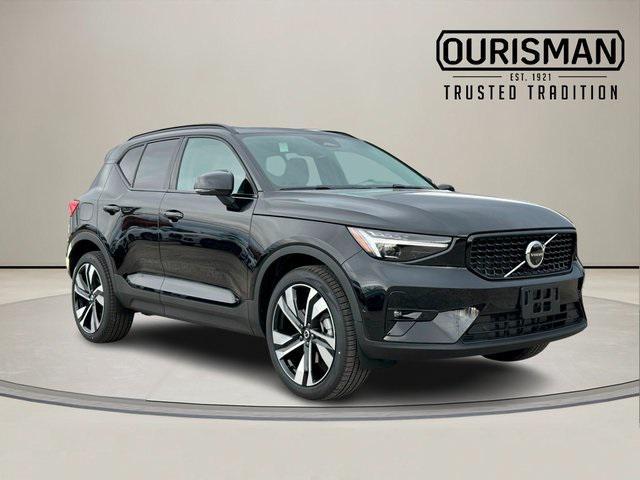 new 2025 Volvo XC40 car, priced at $49,790