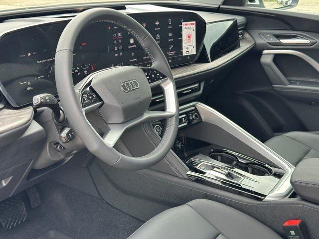 new 2025 Audi Q5 car, priced at $57,595