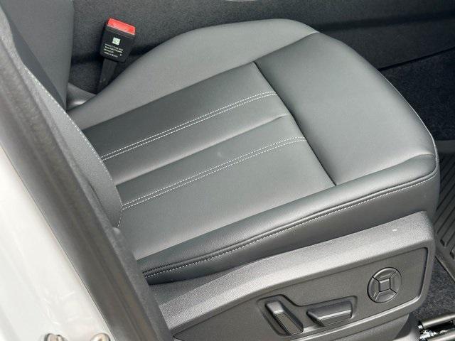 new 2025 Audi Q5 car, priced at $57,595