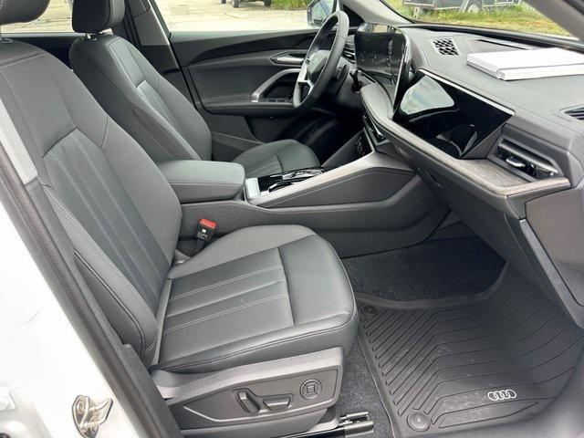 new 2025 Audi Q5 car, priced at $57,595