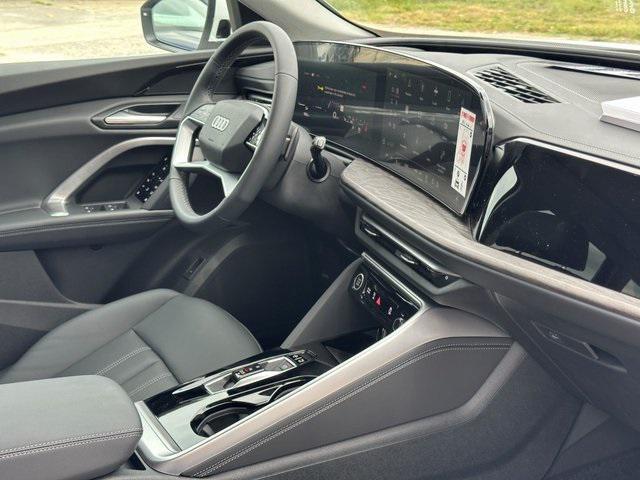 new 2025 Audi Q5 car, priced at $57,595