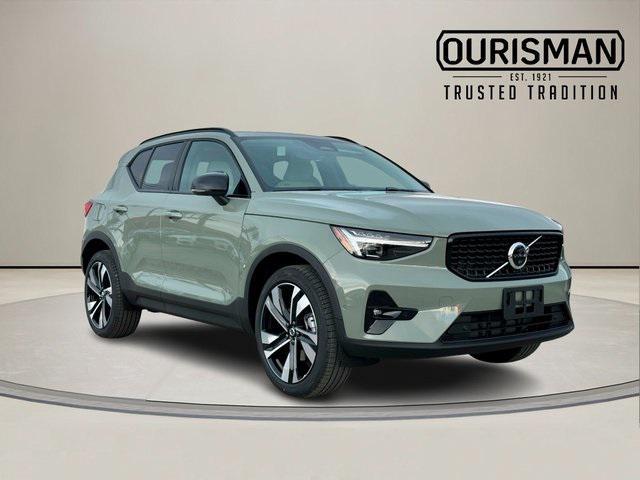 new 2025 Volvo XC40 car, priced at $49,170