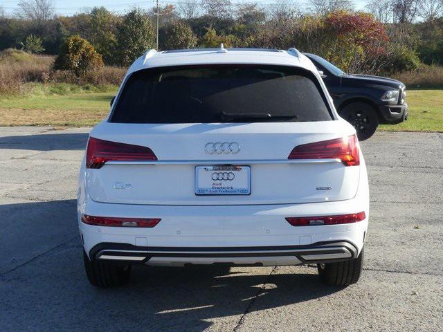 new 2025 Audi Q5 car, priced at $49,305