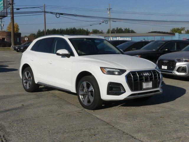 new 2025 Audi Q5 car, priced at $49,305