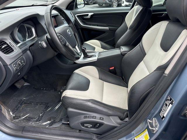 used 2018 Volvo V60 Cross Country car, priced at $12,644