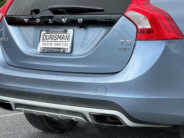 used 2018 Volvo V60 Cross Country car, priced at $12,644
