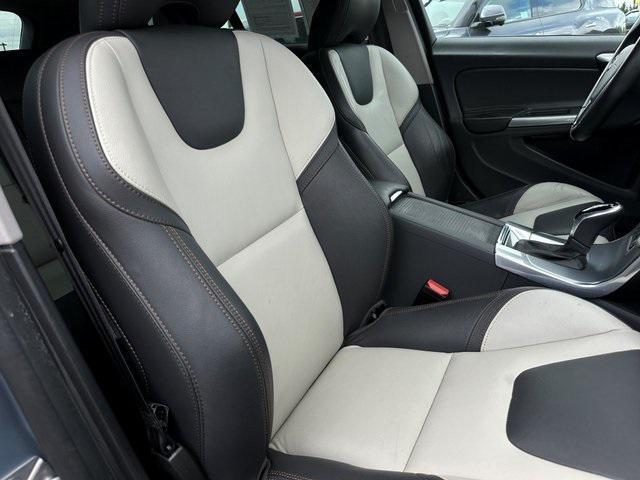 used 2018 Volvo V60 Cross Country car, priced at $12,644
