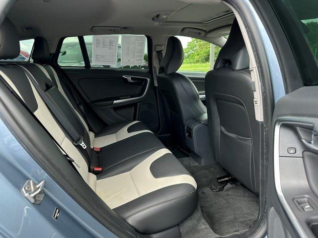 used 2018 Volvo V60 Cross Country car, priced at $12,644
