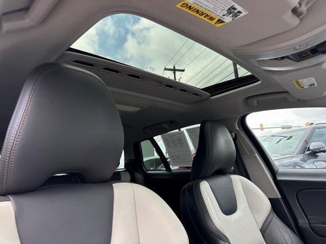 used 2018 Volvo V60 Cross Country car, priced at $12,644