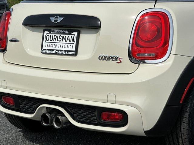 used 2017 MINI Hardtop car, priced at $13,359