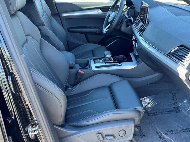 used 2025 Audi Q5 car, priced at $39,428