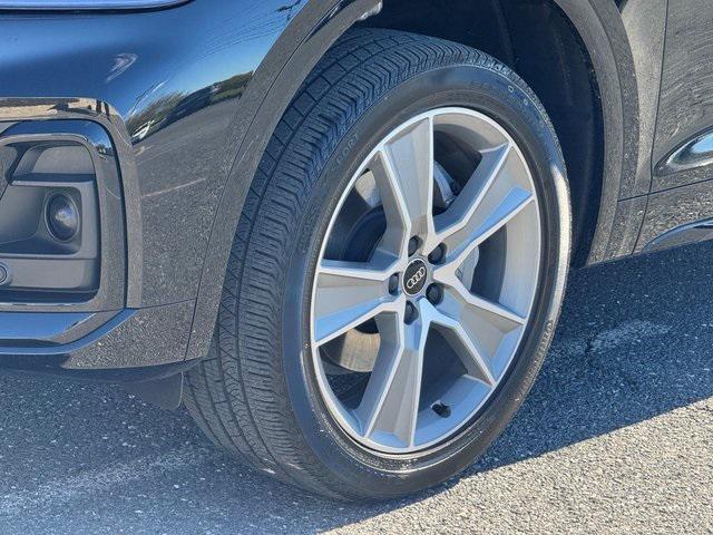 used 2025 Audi Q5 car, priced at $39,428