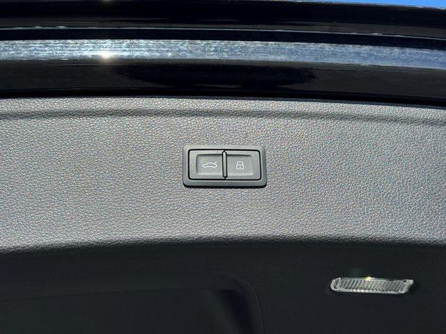 used 2025 Audi Q5 car, priced at $39,428