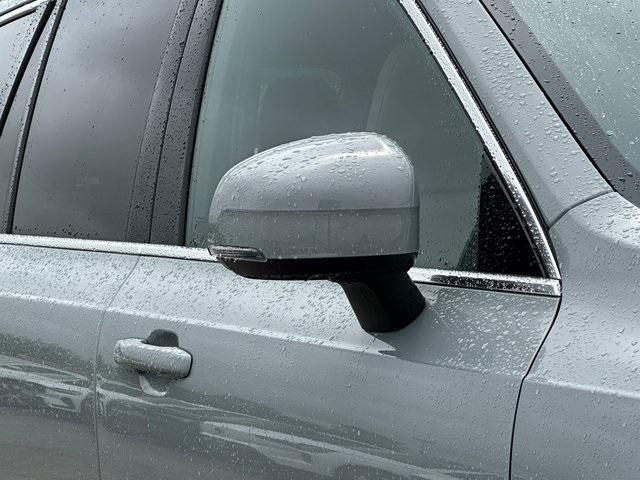 new 2025 Volvo XC90 car