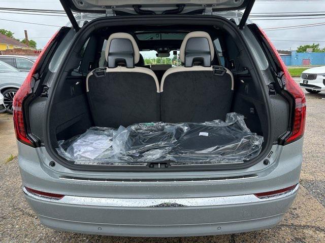 new 2025 Volvo XC90 car