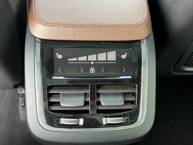 used 2022 Volvo XC90 car, priced at $43,529
