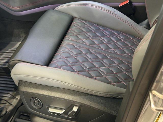 new 2025 Audi S6 car, priced at $93,840