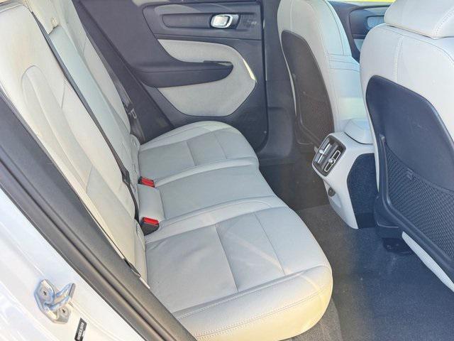 used 2020 Volvo XC40 car, priced at $22,751