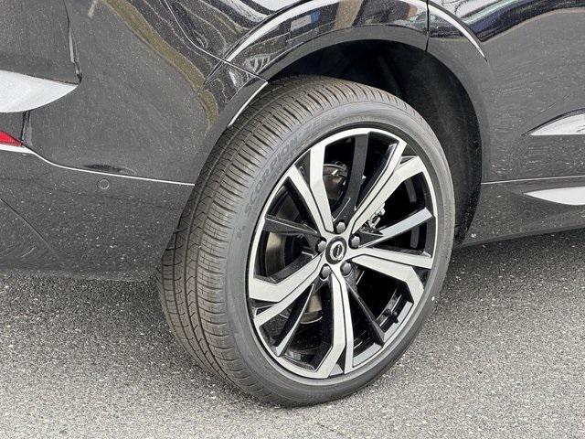 new 2025 Volvo XC60 Plug-In Hybrid car, priced at $71,510