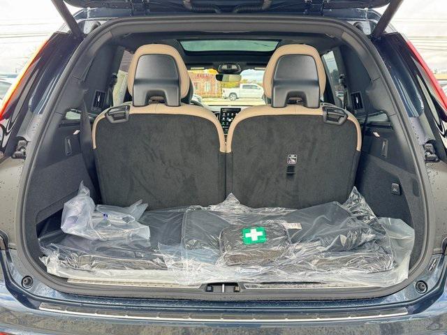 new 2026 Volvo XC90 car, priced at $76,075