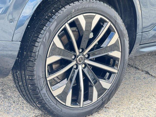 new 2026 Volvo XC90 car, priced at $76,075