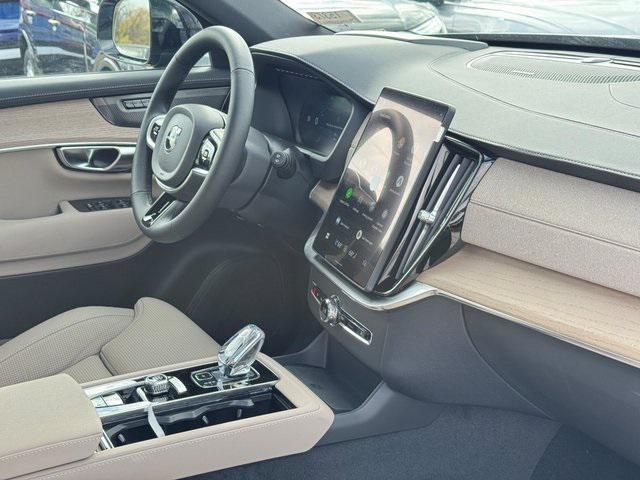 new 2026 Volvo XC90 car, priced at $76,075